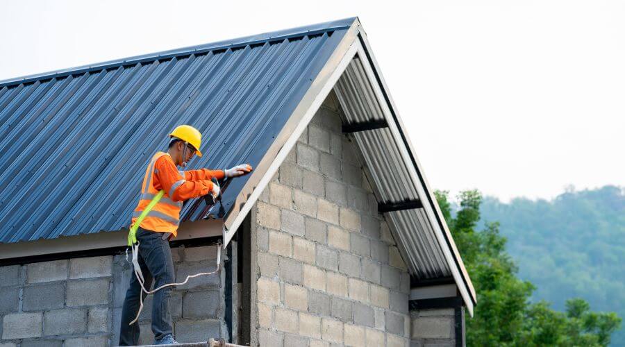 Expert Emergency Roof Repairs services in Saint Francisville, IL